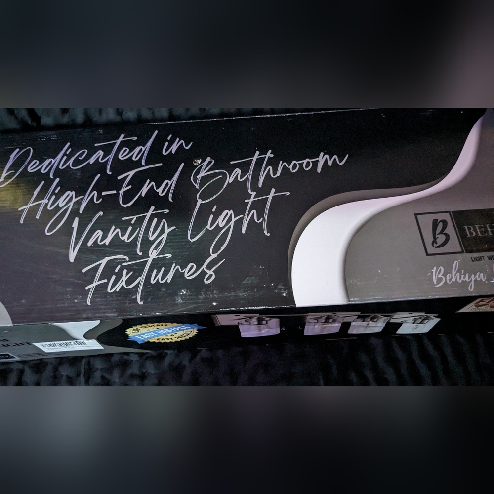 Vanity light